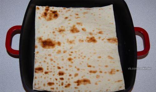 Сырный пирог из армянского лаваша. 03