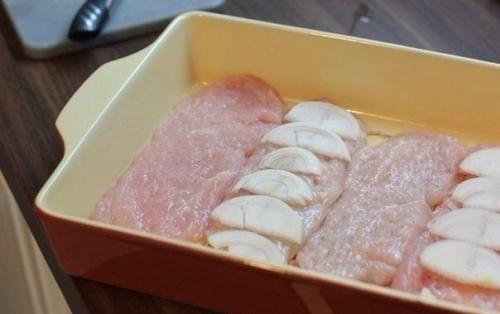 Курица под помидорами и сыром. 03 Курица под помидорами и сыром. 03