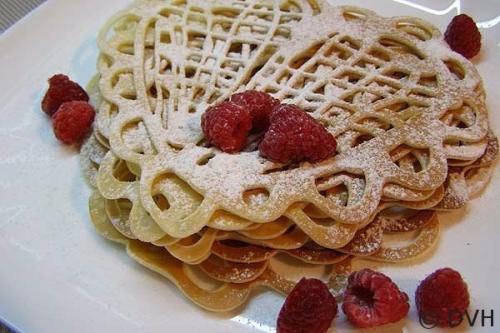 Быстрый рецепт Блины в бутылке. 02 Быстрый рецепт Блины в бутылке. 02