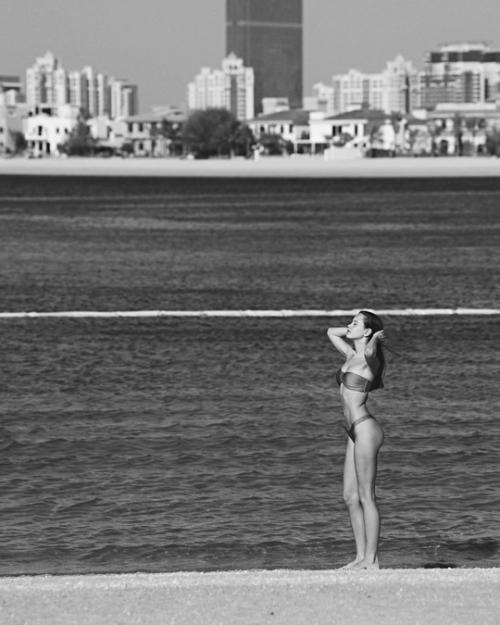 19-Летняя невеста Григория лепса фигуру в Дубае показала. 04