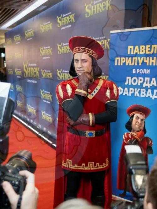 Фантазия на тему Шрека в российских реалиях превращает голливудскую сказку в родную и до боли знакомую историю. 01