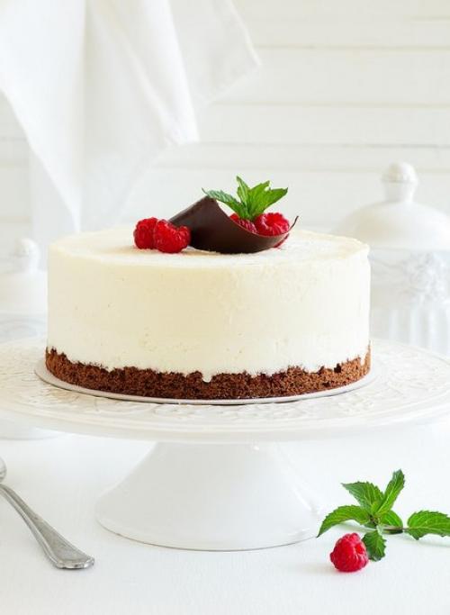 Сливочно - малиновый торт - суфле. 

