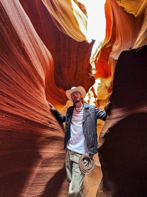 Техасский Рейнджер отметил Никита Пресняков 34-летие. 01