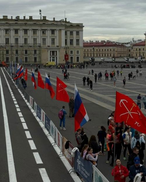 1 мая в Санкт-петербурге прошел забег в формате эстафеты. 01