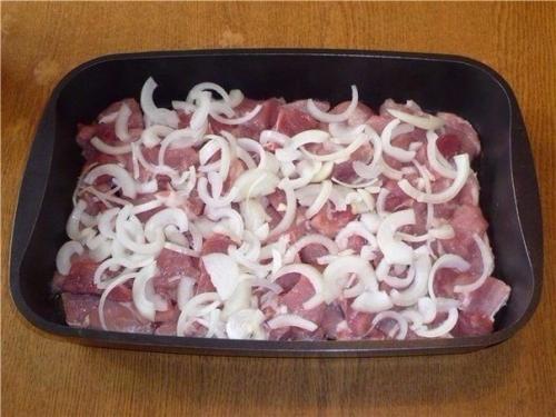 Свинина, запеченная с овощами под соусом бешамель. 02