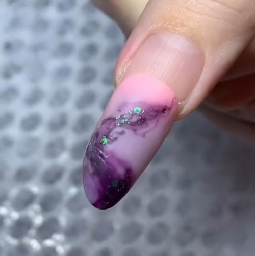 У меня аж всё тело от таких фотографий заболело. 03