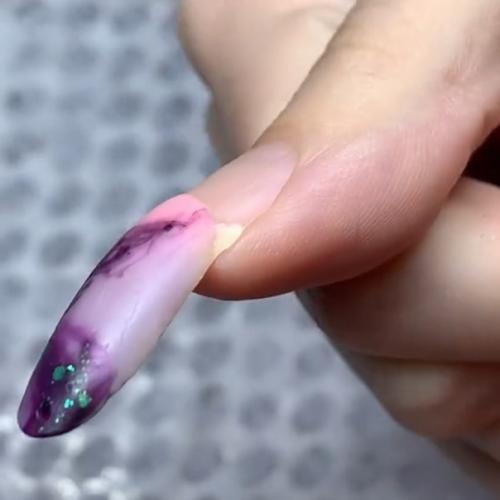 У меня аж всё тело от таких фотографий заболело. 01