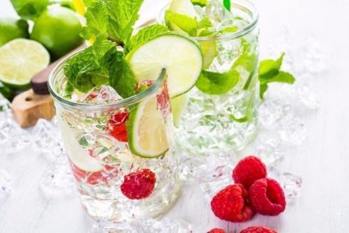 9 способов сделать питьевую воду вкуснее и полезнее? 9 способов сделать питьевую воду вкуснее и полезнее?