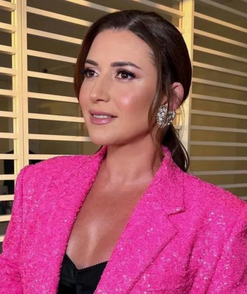 Певица жасмин поделилась радостной новостью - она впервые станет бабушкой! 01