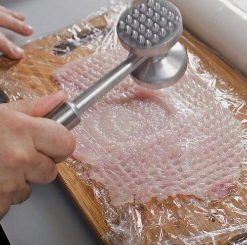 Паровой куриный рулет с мандаринами и черносливом? 01 Паровой куриный рулет с мандаринами и черносливом? 01