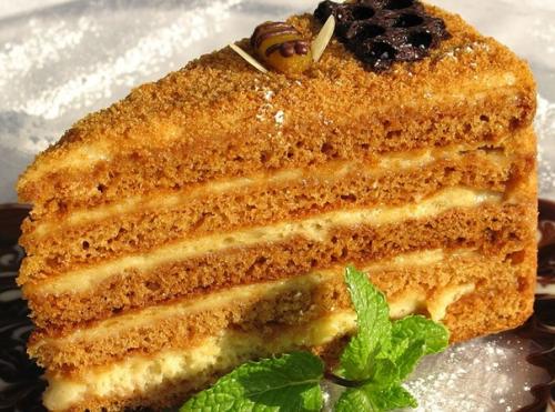 Такой нежный и пропитанный домашний медовик. 04 Такой нежный и пропитанный домашний медовик. 04