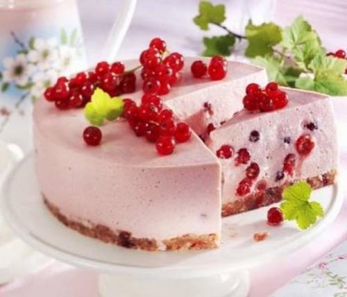 Нежный низкокалорийный торт без выпечки. Нежный низкокалорийный торт без выпечки.