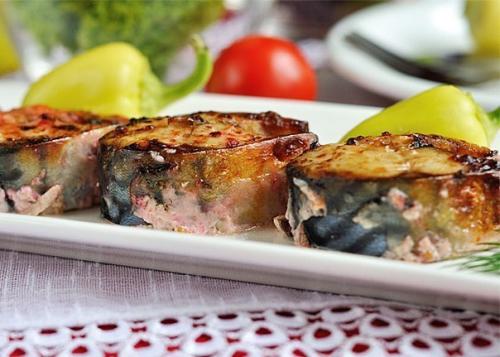 Запеченная скумбрия.  Самый простой рецепт приготовления скумбрии. 04