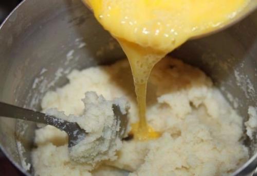 Манники жареные.  Ингредиенты: 05