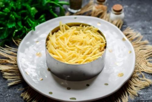 Слоеный салат со скумбрией. 02 Слоеный салат со скумбрией. 02