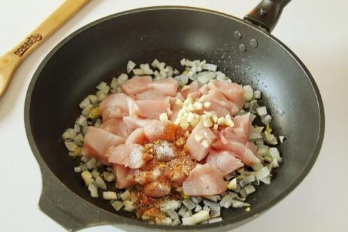 Макароны с капустой и курицей. 01