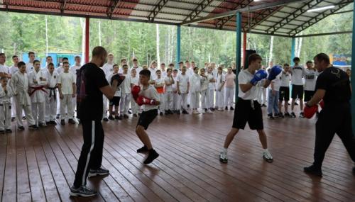 11 августа в загородном оздоровительном лагере имени Александра Матросова состоялось торжественное открытие IV спортивной и оздоровительной смены! 04