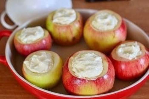 Печеные яблоки с творогом. 03
