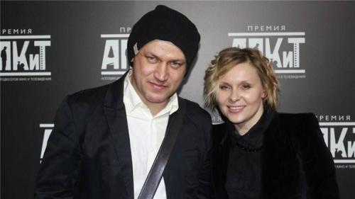 Пары, которые расстались в 2021 году: 04