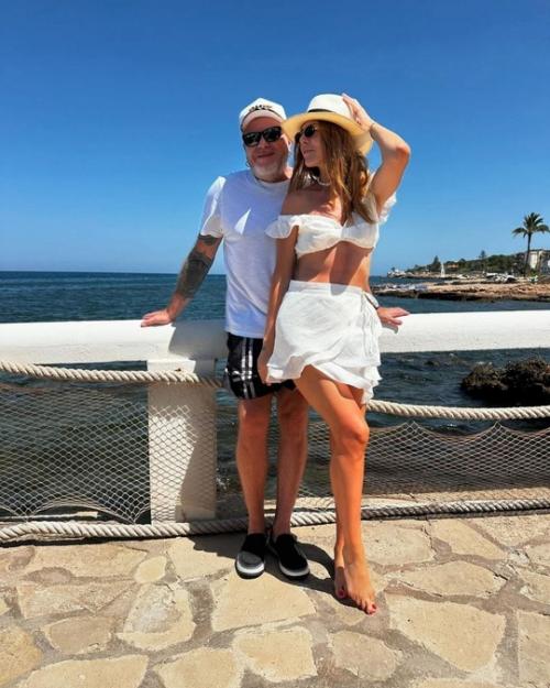 Владимир Пресняков провел время с старшим сыном Никитой во время отпуска. 01