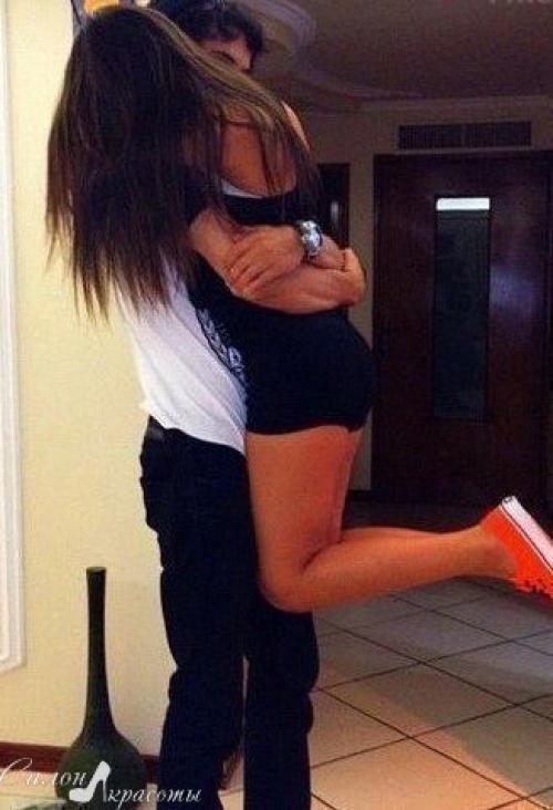 Когда тебе 18, тебе еще нужна драма в отношениях. 02