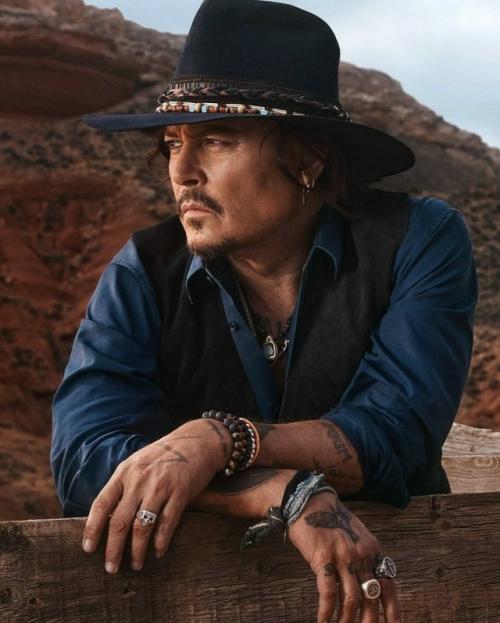 Помолодевший ковбой: 62-летний Джонни депп снялся в рекламе Dior.