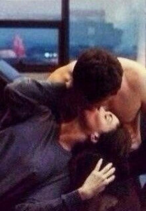 Когда тебе 18, тебе еще нужна драма в отношениях. 05