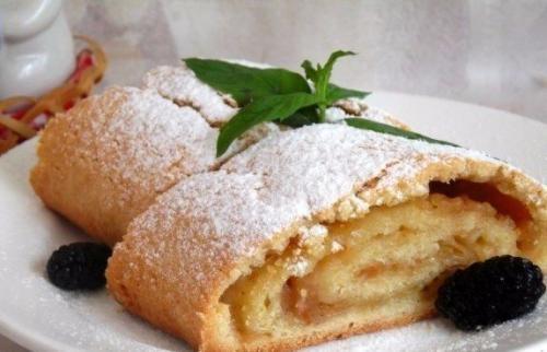 Песочный штрудель с яблоками.

