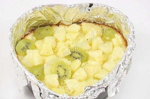 Торт бисквитный с фруктами, желе и йогуртом. 05 Торт бисквитный с фруктами, желе и йогуртом. 05