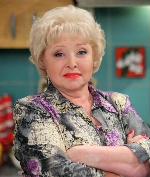 Анне фроловцевой, которой 76 лет, поставили диагноз рак, с которым она сейчас борется.  