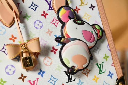 Еще немного подробностей о сотрудничестве Louis Vuitton и Такаси мураками. 03