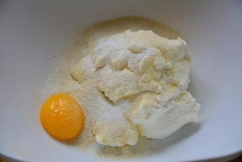 Пляцок.  Пляцок - это кондитерское изделие, что-то среднее между тортом, пирогом и пирожным. 01