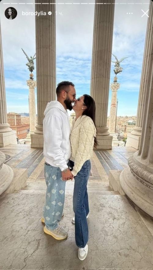 Ксения Бородина взяла своего бойфренда Николая Сердюкова в Италию для культурного обогащения. 01