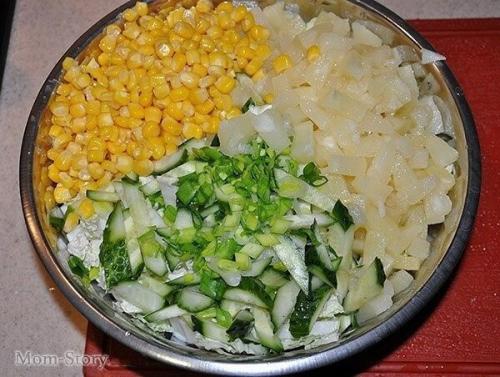 Салат с курицей и пекинской капустой. 01