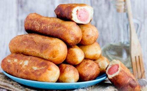 Сосиски в картошке. Ингредиенты: