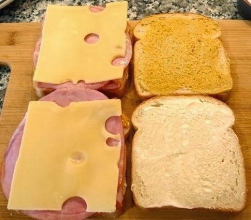 Сэндвич Монте-кристо. Количество порций: 2 шт. 01 Сэндвич Монте-кристо. Количество порций: 2 шт. 01