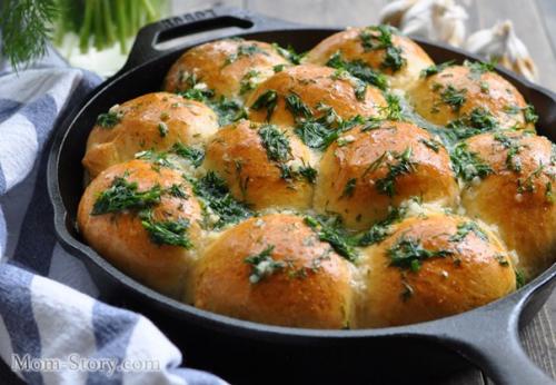 Пампушки с чесноком - отличная замена хлебу. 01 Пампушки с чесноком - отличная замена хлебу. 01