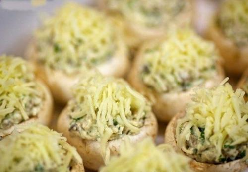 Шампиньоны с курицей и сыром. 08 Шампиньоны с курицей и сыром. 08