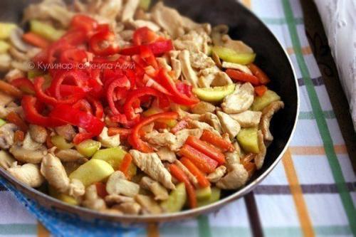 Сoте с кypицей и гpибaми (турецкая кухня). 07