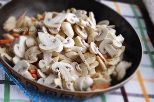 Сoте с кypицей и гpибaми (турецкая кухня). 03