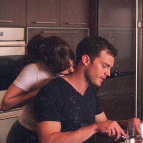 В любых делах при максимуме сложностей. 01