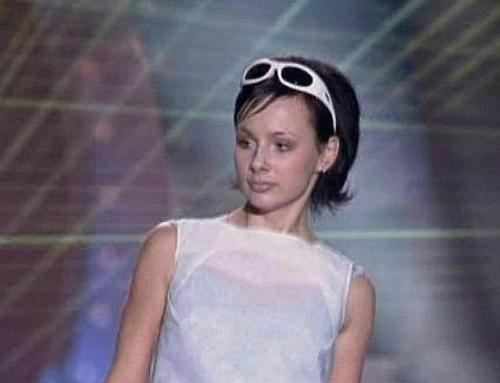 Экс - coлистка группы 