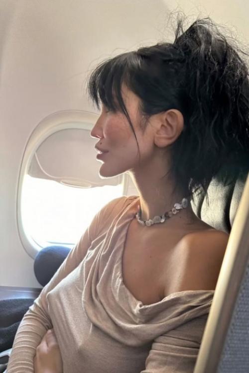 Жена цекало после похудения изменила форму ушей. 04