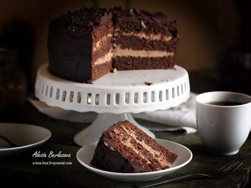 Самые красивые здания посольств Москвы.

