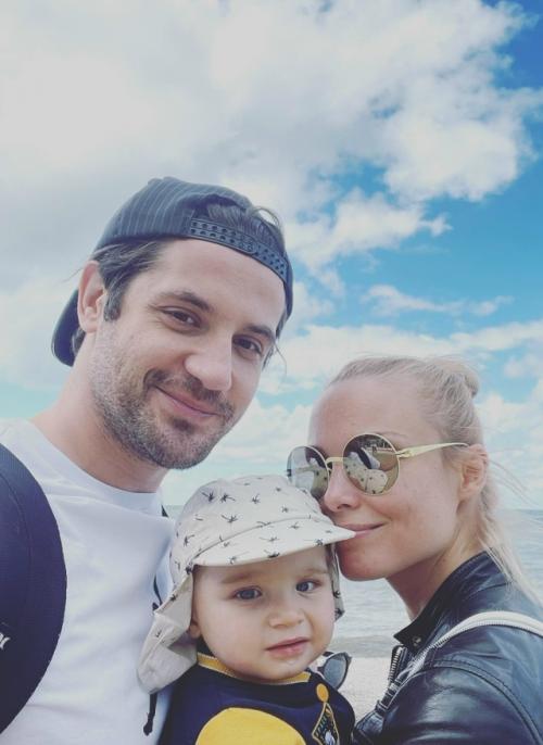 Марк Богатырёв и Татьяна арнтгольц официально развелись.
