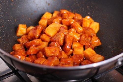 Свинина с ананасами кисло-сладкая. 08 Свинина с ананасами кисло-сладкая. 08