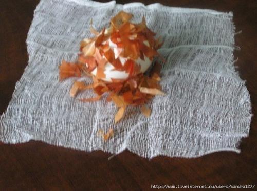 Мы красим яйца оригинальным способом к пасхе. 06 Мы красим яйца оригинальным способом к пасхе. 06