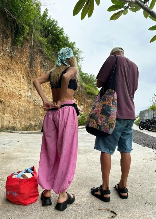 Кристина асмус показала фигуру в купальнике и поделилась кадрами с отдыха на Бали. 03