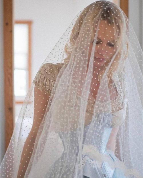 Красотка Памела Андерсон снова невеста! 02