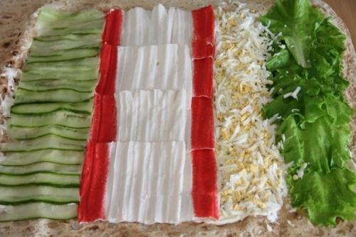 Закусочный рулет из тонкого лаваша. 02 Закусочный рулет из тонкого лаваша. 02